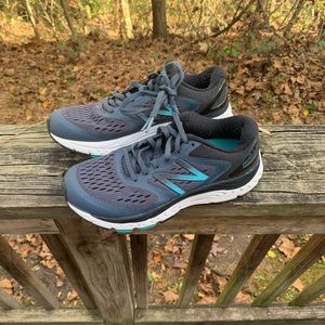 New Balance 840v4 Sz 6 in women